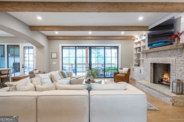 285 Roswell Farms Drive, Roswell, GA 30075