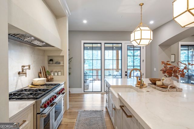 285 Roswell Farms Drive, Roswell, GA 30075