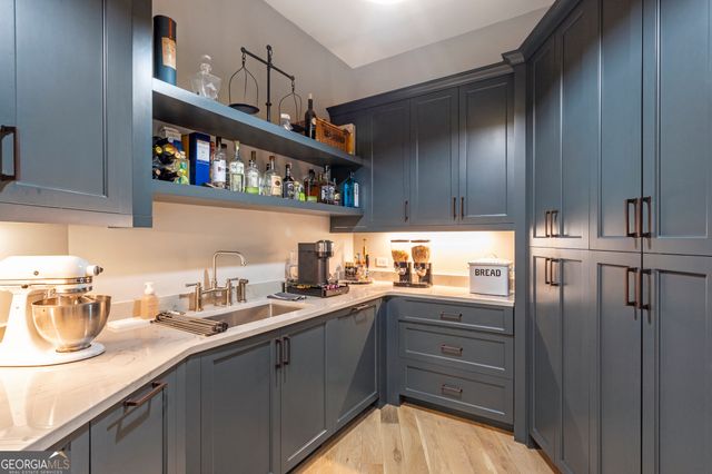 285 Roswell Farms Drive, Roswell, GA 30075