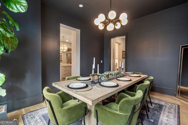 285 Roswell Farms Drive, Roswell, GA 30075