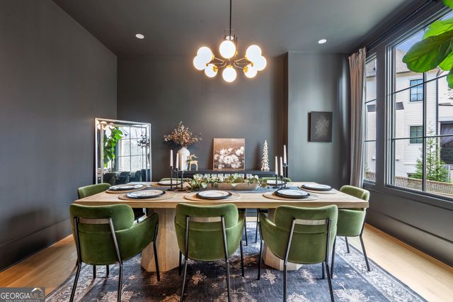 285 Roswell Farms Drive, Roswell, GA 30075