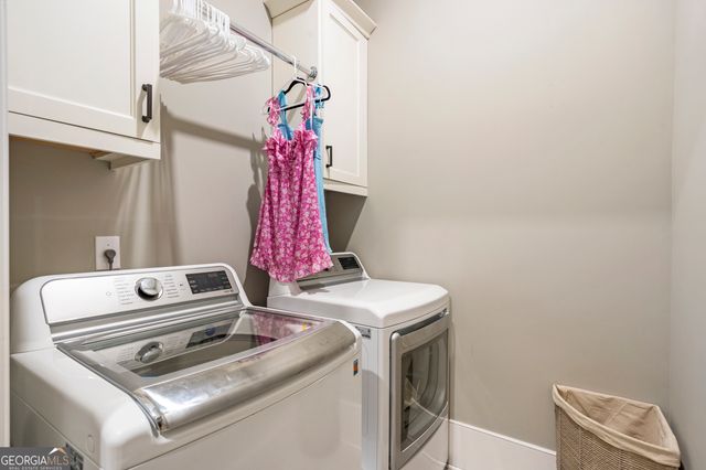 285 Roswell Farms Drive, Roswell, GA 30075