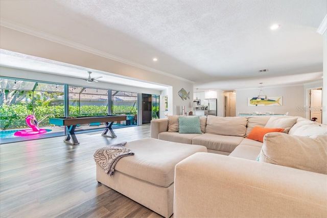 1219 VILLAGE GREEN PARKWAY, Bradenton, FL 34209