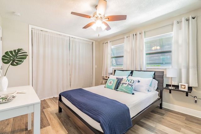 1219 VILLAGE GREEN PARKWAY, Bradenton, FL 34209