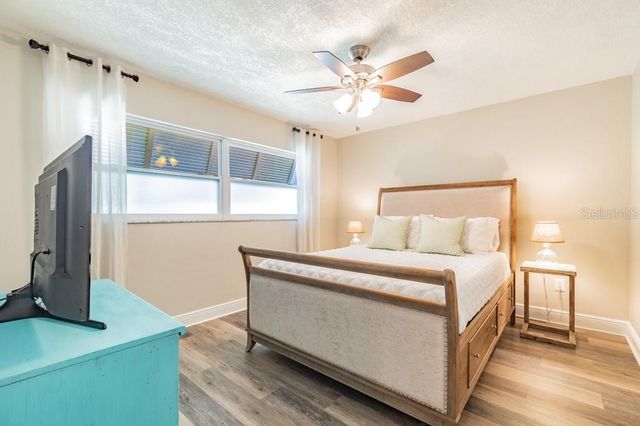 1219 VILLAGE GREEN PARKWAY, Bradenton, FL 34209