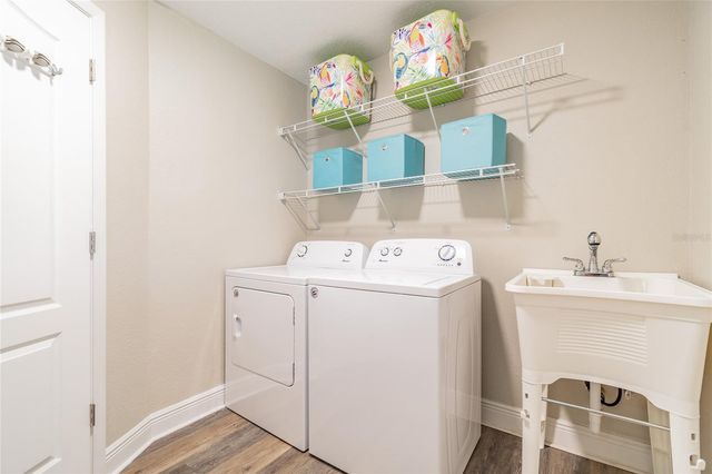 1219 VILLAGE GREEN PARKWAY, Bradenton, FL 34209