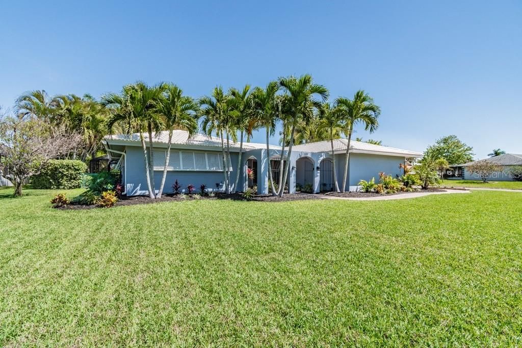 1219 VILLAGE GREEN PARKWAY, Bradenton, FL 34209