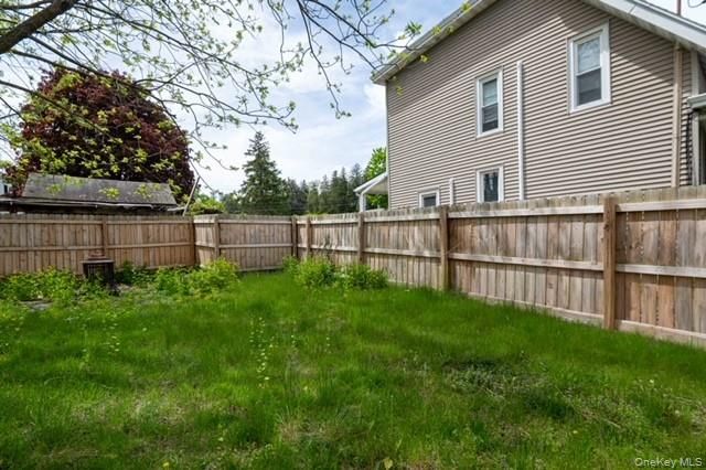 957 Columbia Street, Hudson, NY 12534