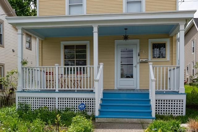 957 Columbia Street, Hudson, NY 12534
