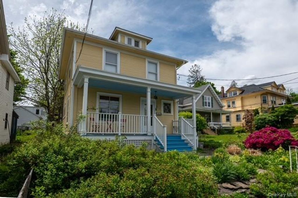 957 Columbia Street, Hudson, NY 12534