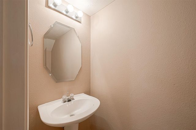 11111 Cactus Point Court, Houston, TX 77095