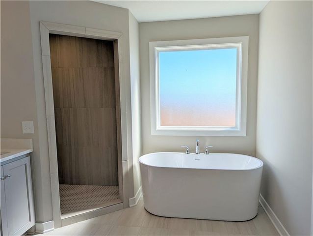 17608 Knox Street, Overland Park, KS 66221