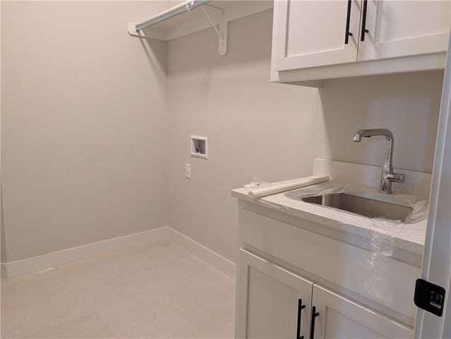 17608 Knox Street, Overland Park, KS 66221