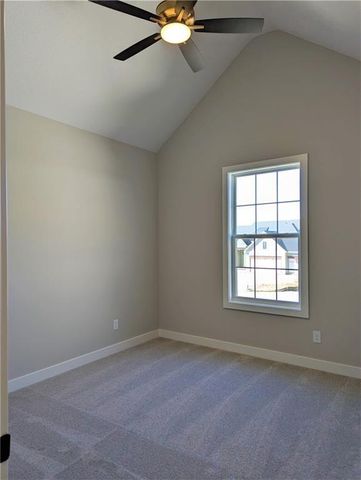 17608 Knox Street, Overland Park, KS 66221