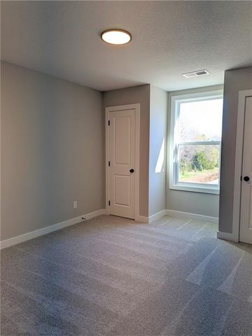 17608 Knox Street, Overland Park, KS 66221