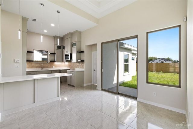 1209 E Evergreen Avenue, San Juan, TX 78589