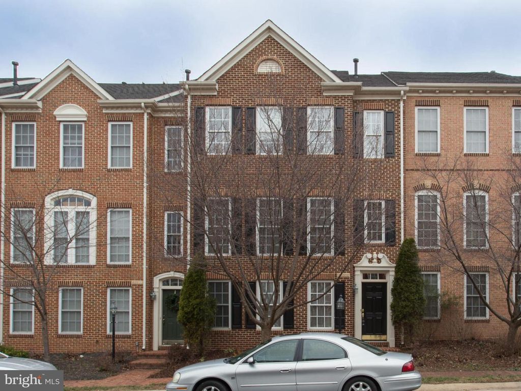 43802 BENT CREEK TER, Leesburg, VA 20176