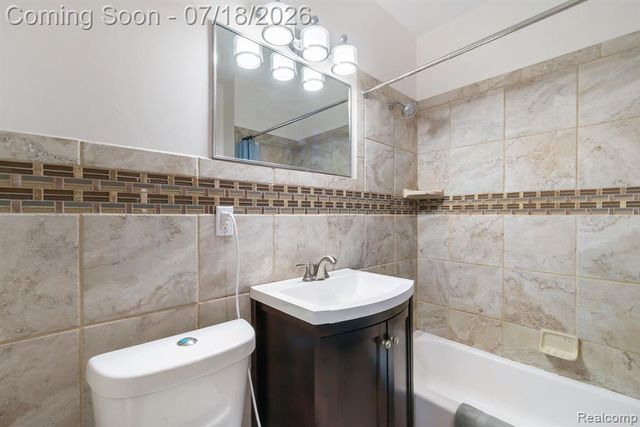 17198 Wildemere Street, Detroit, MI 48221
