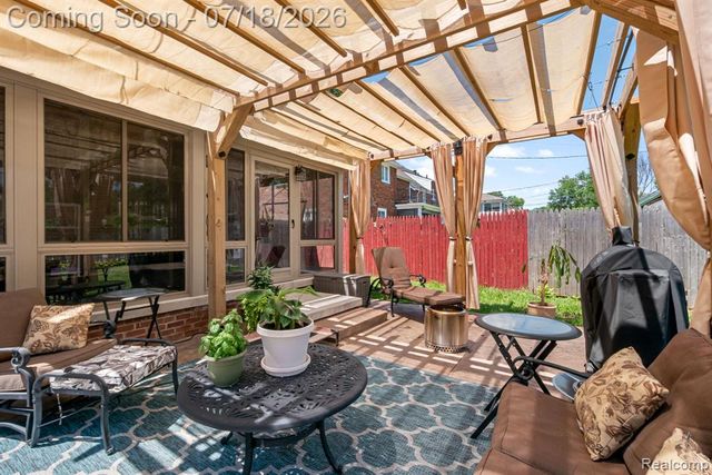 17198 Wildemere Street, Detroit, MI 48221