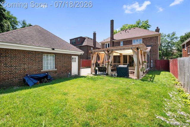 17198 Wildemere Street, Detroit, MI 48221