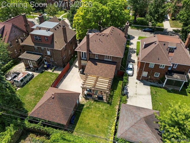 17198 Wildemere Street, Detroit, MI 48221