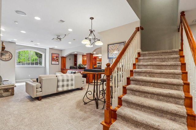 N29W30593 Foxwood DRIVE, Pewaukee, WI 53072
