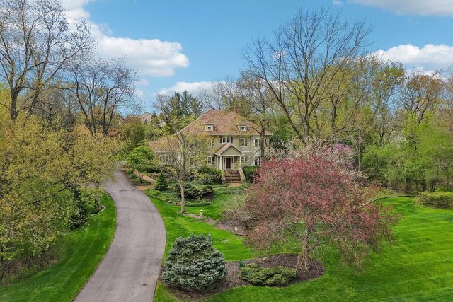 N29W30593 Foxwood DRIVE, Pewaukee, WI 53072