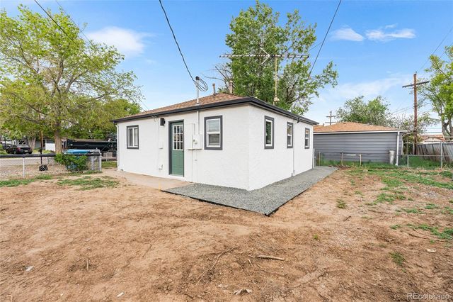 6980 Niagara Street, Commerce City, CO 80022