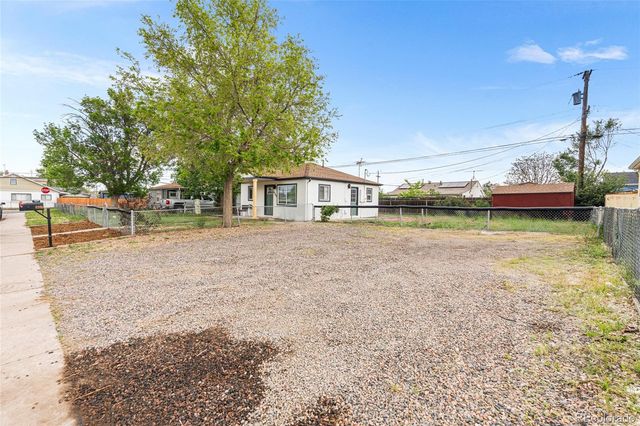 6980 Niagara Street, Commerce City, CO 80022