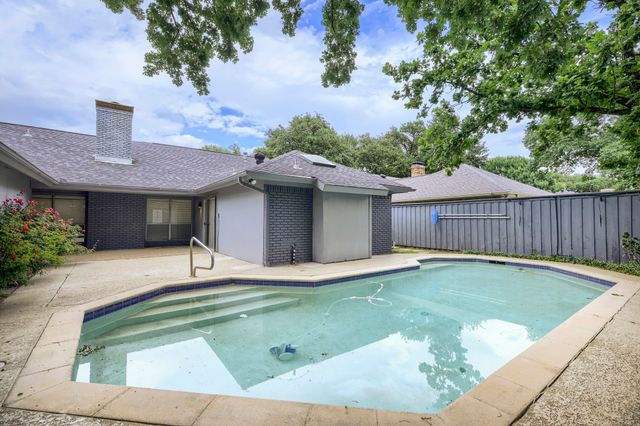 6008 Spring Flower Trail, Dallas, TX 75248