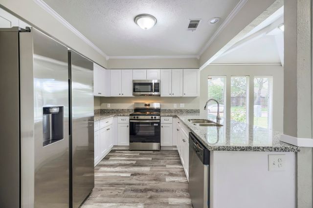 6008 Spring Flower Trail, Dallas, TX 75248