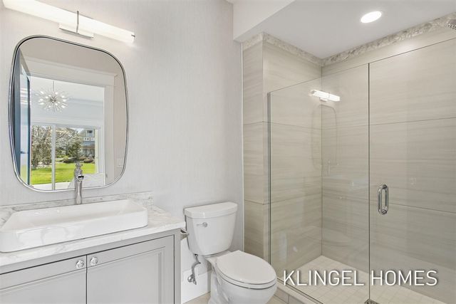 930 W Savidge Street 4, Spring Lake, MI 49456