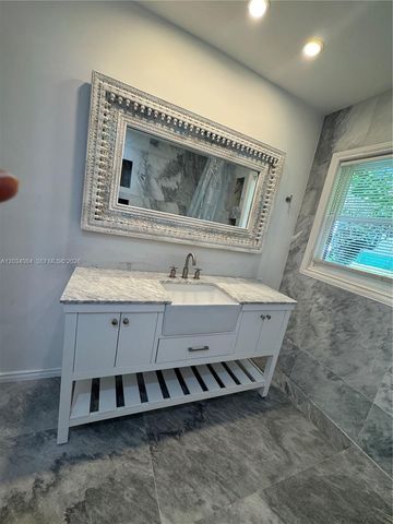 8238 NE 9th Avenue, Miami, FL 33138