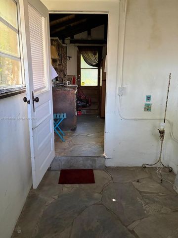 8238 NE 9th Avenue, Miami, FL 33138