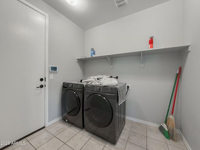 19757 W PINCHOT Drive, Buckeye, AZ 85396