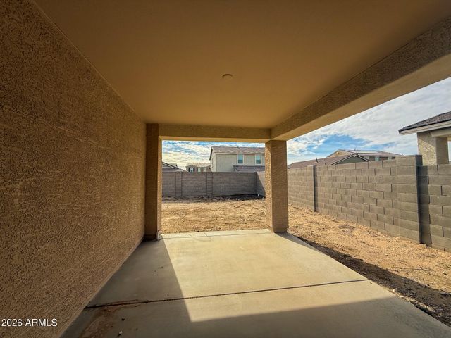 19757 W PINCHOT Drive, Buckeye, AZ 85396