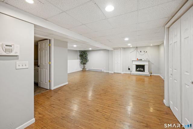 123 Windy Drive, Waterbury, CT 06705