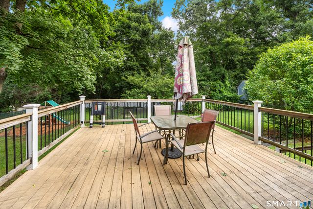 123 Windy Drive, Waterbury, CT 06705