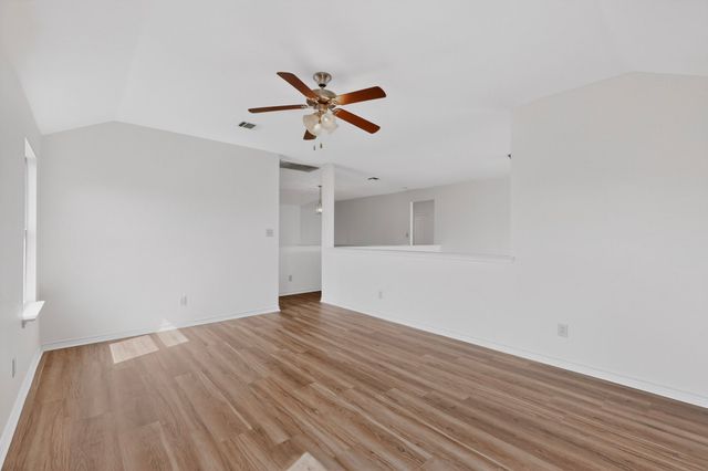 426 Harding Lane, Lavon, TX 75166