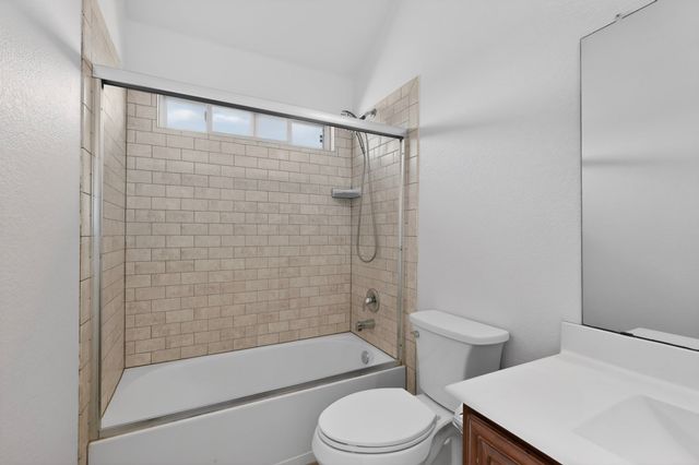 426 Harding Lane, Lavon, TX 75166