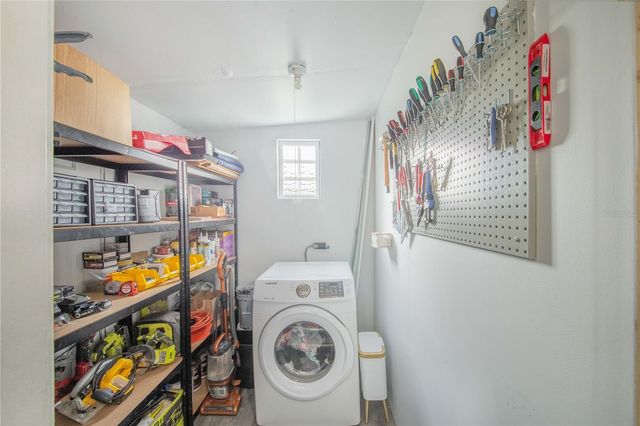 1124 AVENUE F, Haines City, FL 33844