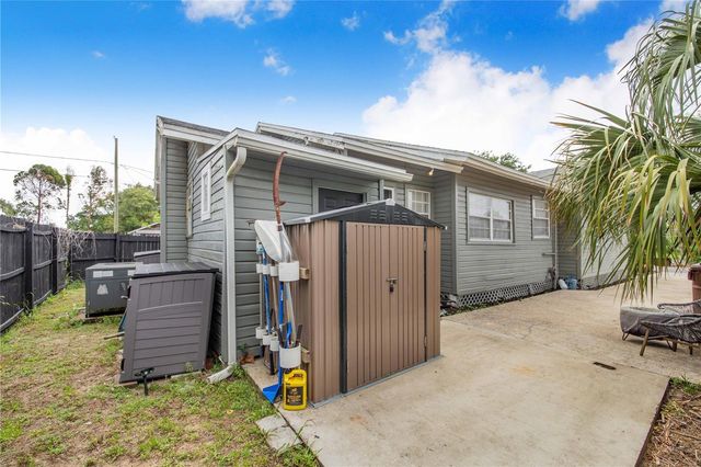 1124 AVENUE F, Haines City, FL 33844