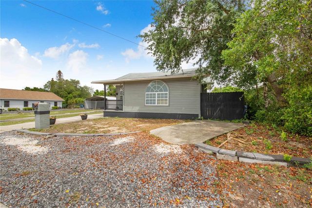 1124 AVENUE F, Haines City, FL 33844