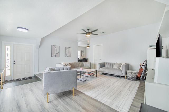1124 AVENUE F, Haines City, FL 33844