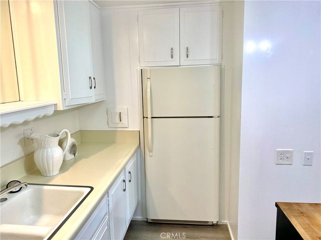 1701 Tam Oshanter Rd M12-11D, Seal Beach, CA 90740
