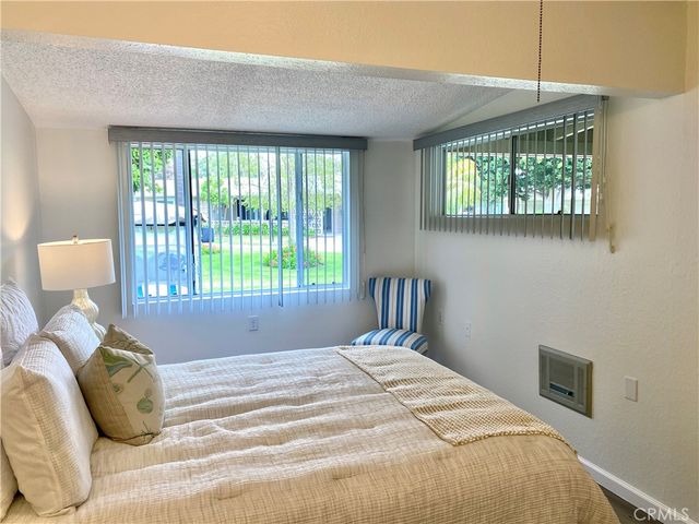 1701 Tam Oshanter Rd M12-11D, Seal Beach, CA 90740