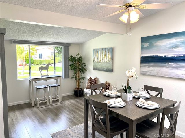 1701 Tam Oshanter Rd M12-11D, Seal Beach, CA 90740