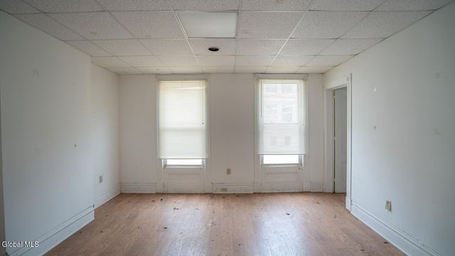62 College Avenue, Troy, NY 12180