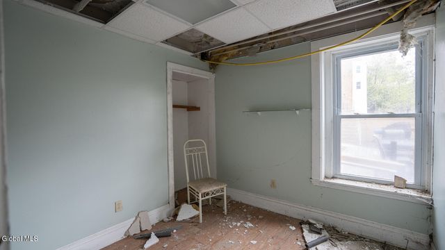 62 College Avenue, Troy, NY 12180