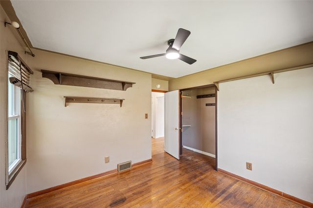 4255 NW 6th Drive, Des Moines, IA 50313